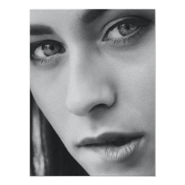 Foto Retrato preto e branco impressionante da mulher - (Frente)