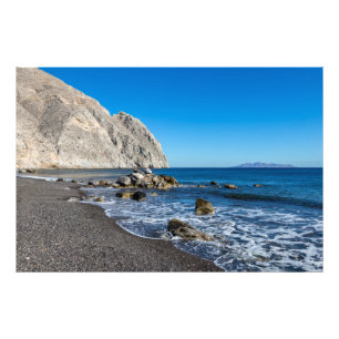 Foto Rocky Cliff Black Sand Beach