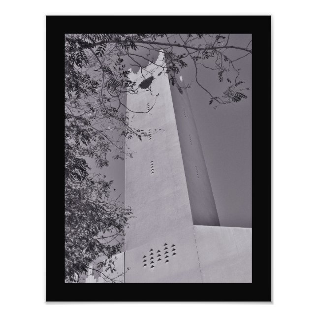 Foto Sahat al Kindi Minaret com Leaves (Frente)