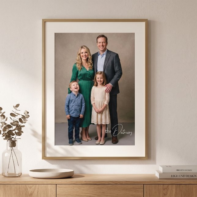 Foto Serviço de Impressão de Retratos Profissionais -  (Transform digital files into physical prints.)