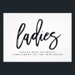 Foto Sinal de Banheira de Casamento para Mulheres Escol<br><div class="desc">Planeje uma celebração de na moda com este convite moderno que seus convidados adorarão. Design por © berryberrysweet. Arquivos digitais imprimíveis estão disponíveis! Visite nosso site em www.berryberrysweet.com para obter mais detalhes!</div>