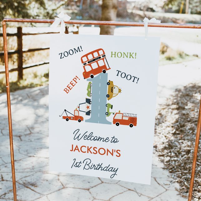 Foto Sinal de boas-vindas do primeiro aniversario Theme (Transport themed baby boy's 1st birthday welcome sign featuring a large number and various vehicles)