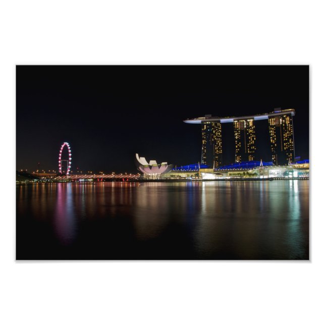 Foto Singapura - Skyline por Noite (Frente)
