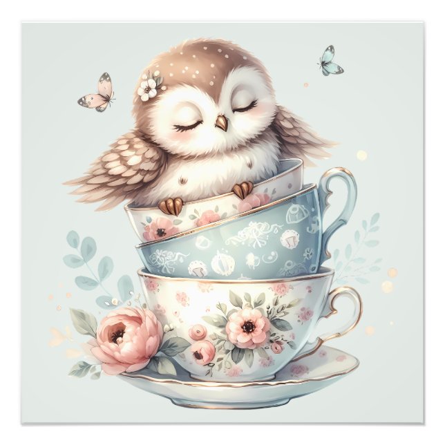 Foto Sleeping Owl in Stacked Floral Teacups (Frente)