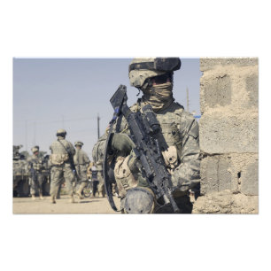 Foto Soldado armado com um MK-48