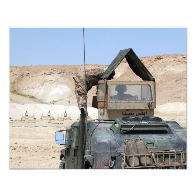 Foto Soldado instrui soldado iraquiano (Frente)