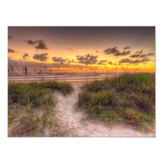 Foto Sunrise sobre dunas de areia na praia de Daytona,