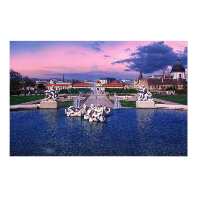Foto Sunset over fountain em Viena (Frente)