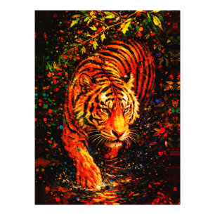 Foto Tigre Majestoso em Água Colorida Salpico