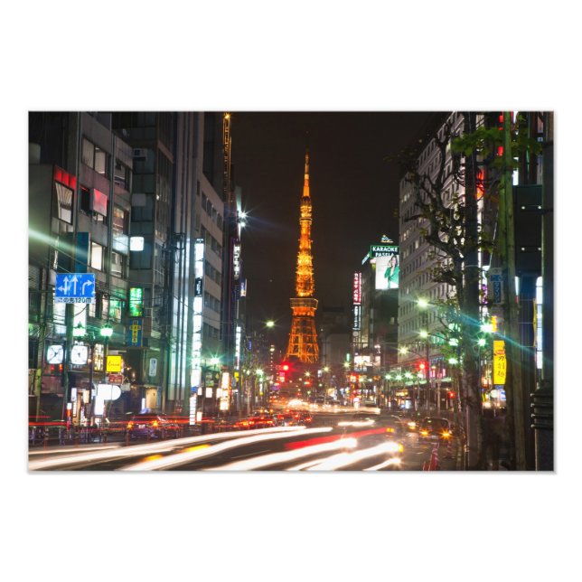 Foto Tóquio, Japão. A Torre de Tóquio é uma comunicação (Frente)