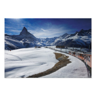 Foto Trem e Matterhorn railway de Gornergrat em Zermatt