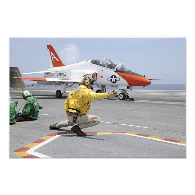 Foto Um atirador a bordo do porta-aviões (Frente)