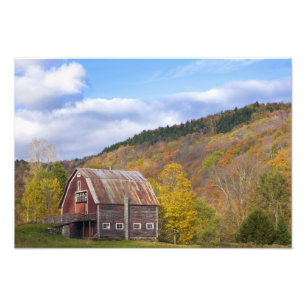 Foto Um celeiro nas Montanhas Verdes de Vermont. Hancoc