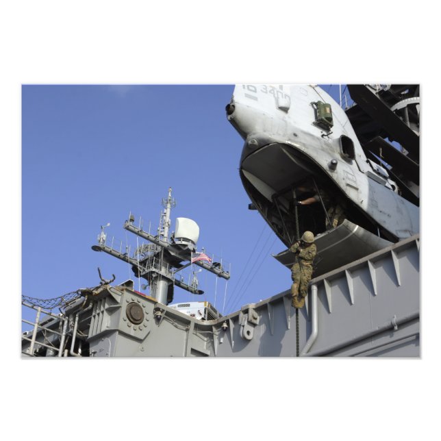 Foto Um soldado de cordas rápidas (Frente)