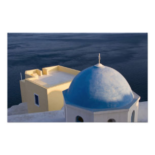 Foto Uma Igreja Ortodoxa perto do mar, Oia Santorini