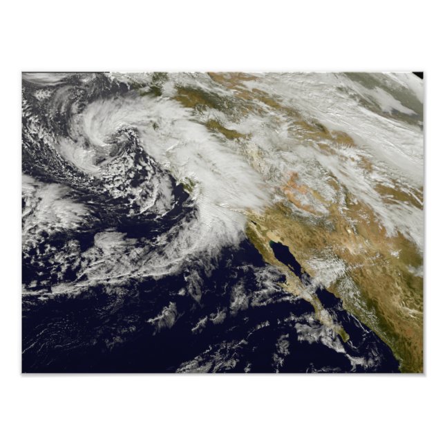 Foto Uma série de fortes tempestades com ventos fortes (Frente)