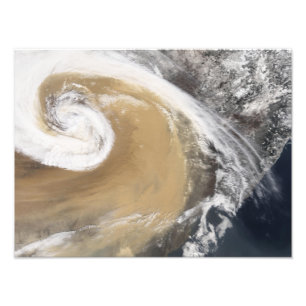 Foto Uma tempestade asiática atravessa o Pacífico