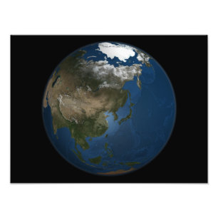 Foto Uma visão global sobre a Ásia com gelo no mar Árti