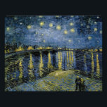 Foto Vincent van Gogh - Noite Estrelada<br><div class="desc">Starry Night por Vincent van Gogh, 1888. Vincent van Gogh foi um pintor holandês do Posto-impressionista que está entre as figuras mais famosas e influentes da história da arte ocidental. Em pouco mais de uma década ele criou cerca de 2100 trabalhos de arte, incluindo cerca de 860 pinturas a óleo,...</div>