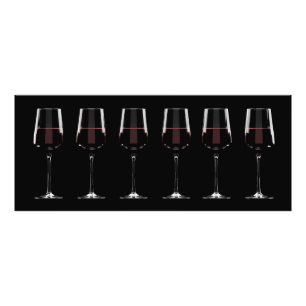 Foto Vinhos com vinho tinto em preto