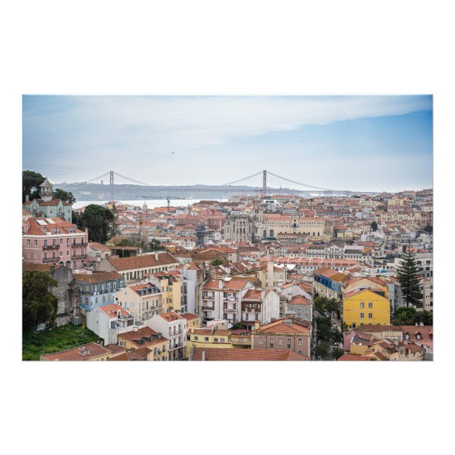 Foto Vista da antiga cidade de Lisboa e 25 da ponte de  (Frente)