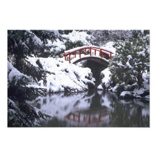 Foto WA, Seattle, Ponte da Lua e lago após o inverno