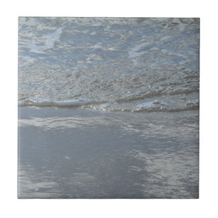 Fotografia Abstrata de Água Lamba na Praia