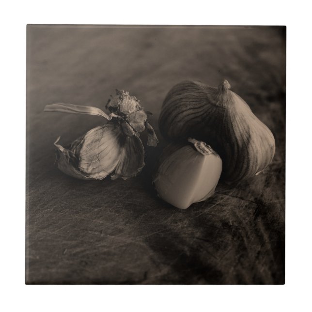 Fotografia de arte com vida estática no alho (Frente)