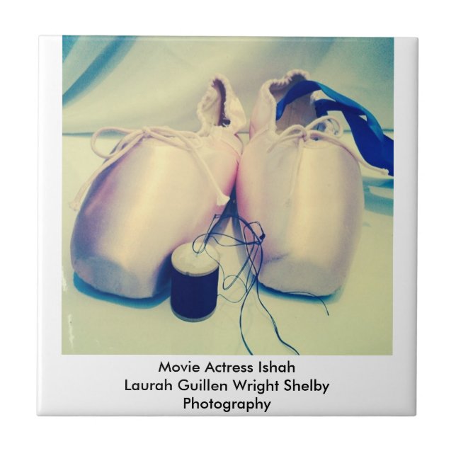 Fotografia de Laura Guillen aka Ishah da atriz do (Frente)