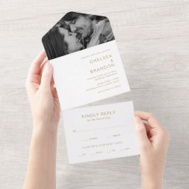 Fotografia de Monograma Dourado Casamento Moderno