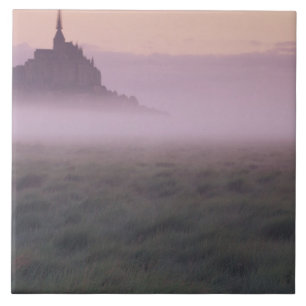 FRANÇA, Normandia Mont St. Michel. Névoa da Manhã