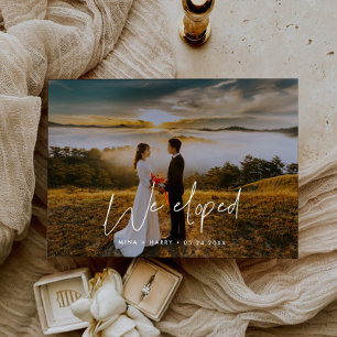 Fugimos para nos casar Cartão de foto de design mo
