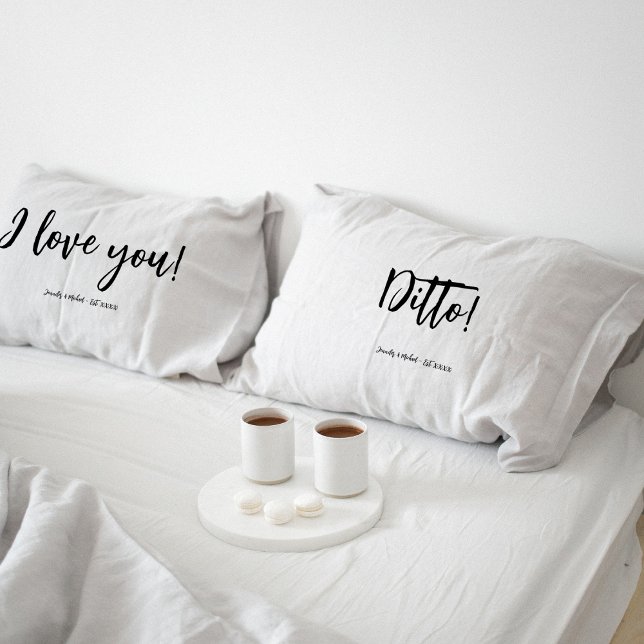 Fun Personalized Typography Couples Pillow case (Criador carregado)