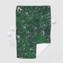 Fungo verde sobre rocha ou tronco de cinza esbranq