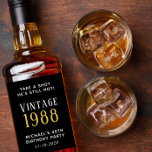 Funny Vintage Partido aniversário de 40 anos Prefe<br><div class="desc">Este 50º favor de festa de aniversário não é apenas para a cara de aniversário; é para todos aproveitarem! O design único rótulo da garrafa "Tome uma Foto, Ele Ainda Está Quente" adiciona um toque divertido à celebração, estabelecendo o clima para risos, bons momentos e memórias compartilhadas. Personalize "Tome uma...</div>