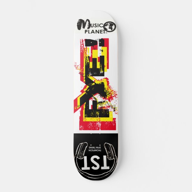 FYE / TST Skateboard (Frente)