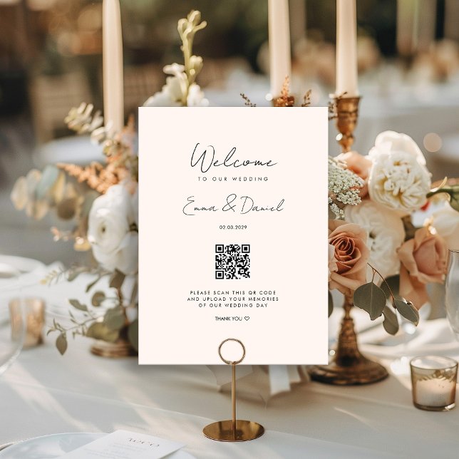 Galeria de Casamento de Beige com Código QR de Boi (Criador carregado)