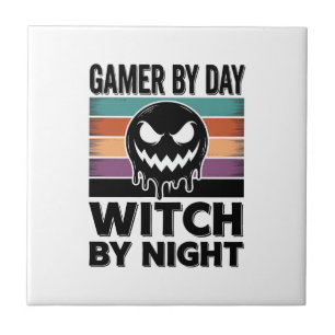 Gamer de Dia Bruxa de Noite Design Retro de Hallow