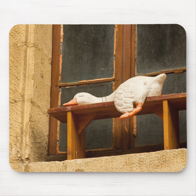 Ganso em repouso no banco Mousepad (Frente)