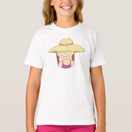 Garota bonita em camiseta de verão de chapéu grand