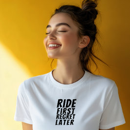 Garota de bicicleta retrô Ironia preta