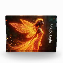 Garota fada vermelha asas brilhantes bonitinhas ne