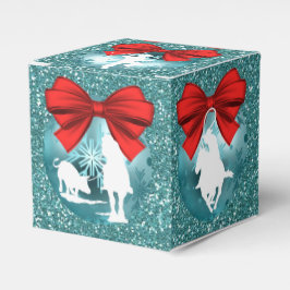 Garotas-Vacas Fazendo Ropa Na Caixa De Presente/Fa