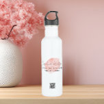Garrafa Assinatura de Cores d'água para Empresas Profissio<br><div class="desc">Melhore a sua imagem comercial com este modelo de garrafa de água elegante e profissional. A design minimalista expele sofisticação, fazer uma impressão duradoura. Totalmente personalizável, este design permite que você adicione seu nome, nome da empresa, slogan e informações QRCode sem problemas, garantindo que elas se alinhem perfeitamente com a...</div>