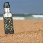 Garrafa Cor verde da água da flor rosa<br><div class="desc">Cor da água da flor rosa nome garrafa de água de aço inoxidável verde. Adicione seu nome.</div>