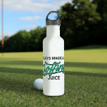 Garrafa Golf Sports Funny Golfer Pai Mágico Golfe Juice<br><div class="desc">Se precisar de sumo mágico para colocar esse buraco num só - pop o seu nome nesta garrafa de água e ver a bola cair no buraco - como se fosse por magia. Adequado para todos os golfistas e pais que gostam de se manter hidratados.</div>