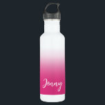 Garrafa Gradiente Rosa Quente Personalizado da Fúchsia<br><div class="desc">Bonito gradiente cor-de-rosa cor-de-rosa com fúchsia para a sua garrafa de água. Personalize o encantador roteiro de caligrafia para o nome dela.</div>