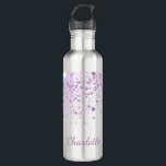 Garrafa Leitura roxa deixa monograma branco script<br><div class="desc">Um fundo branco chic. Decorado com gotas de brilho de falso roxo. Personalize e adicione um nome. O nome é escrito com um moderno estilo escrito à mão. Letras cor púrpura.</div>