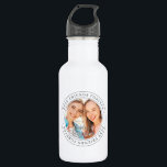 Garrafa Melhores Amigos para a Foto Moderna Simples BFF<br><div class="desc">Este design simples e clássico é composto por tipografia serif e adiciona uma foto personalizada. "Melhores Amigos para sempre" circula a foto dos seus amigos</div>