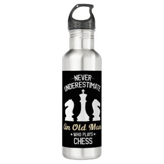 Garrafa Mens Nunca Subestimam Um Velho Que Joga Ches